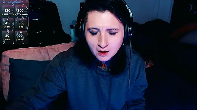 Marieblueeyes online show from September 18, 2025, 4:37 am