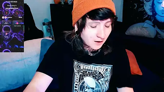 Marieblueeyes online show from September 10, 2025, 2:43 am