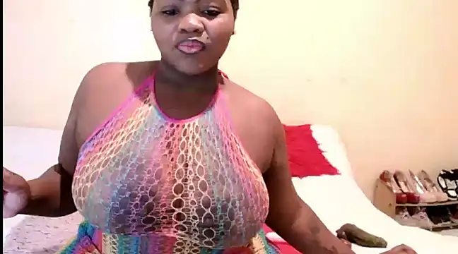 Snapshot of Queen_BootyXXX chatting on March 15, 2025, 1:52 am Queen BootyXXX online show from March 15, 2025, 1:52 am