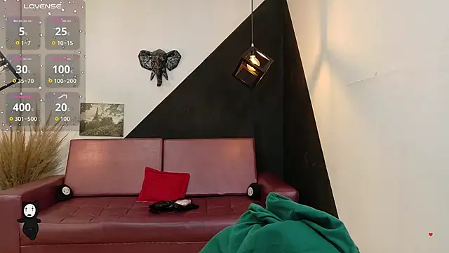 Perla Campbell online show from September 19, 2025, 7:18 pm