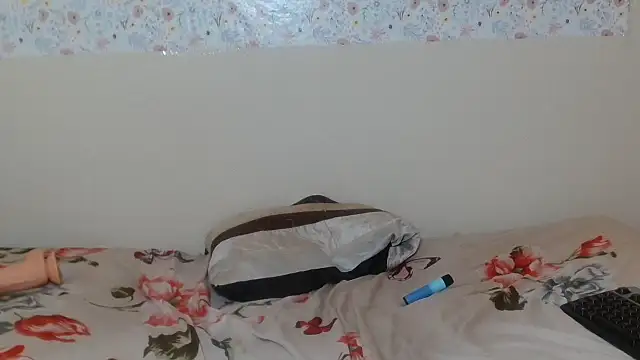 Snapshot of Nonelela chatting on November 8, 2025, 4:27 am Nonelela online show from November 8, 2025, 4:27 am