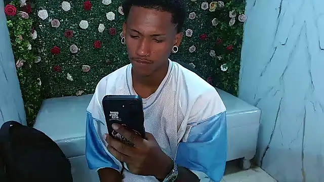 ManSant online show from February 14, 2026, 1:44 pm