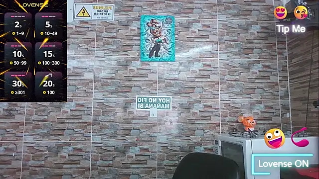 Snapshot of SexDiffrent chatting on November 8, 2025, 3:37 pm SexDiffrent online show from November 8, 2025, 3:37 pm