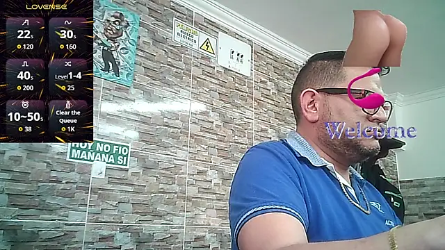 Snapshot of SexDiffrent chatting on October 12, 2025, 8:21 pm SexDiffrent online show from October 12, 2025, 8:21 pm