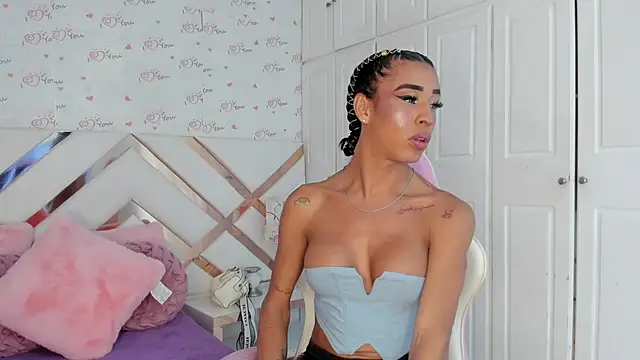 KatalinaMillan online show from January 22, 2025, 4:13 am