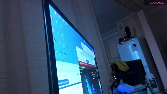Snapshot of PamHardFuck chatting on March 3, 2025, 2:28 pm PamHardFuck online show from March 3, 2025, 2:28 pm