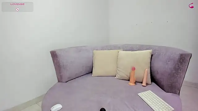 Snapshot of victoria_027 chatting on April 11, 2026, 4:10 pm victoria 027 online show from April 11, 2026, 4:10 pm