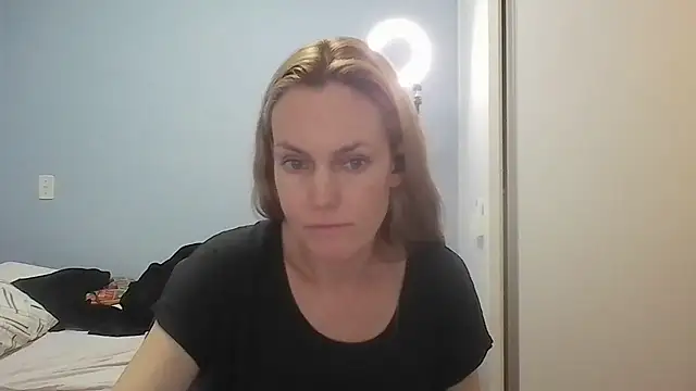 Annylove1 online show from July 1, 2026, 12:27 pm