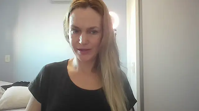Annylove1 online show from July 2, 2026, 10:54 am