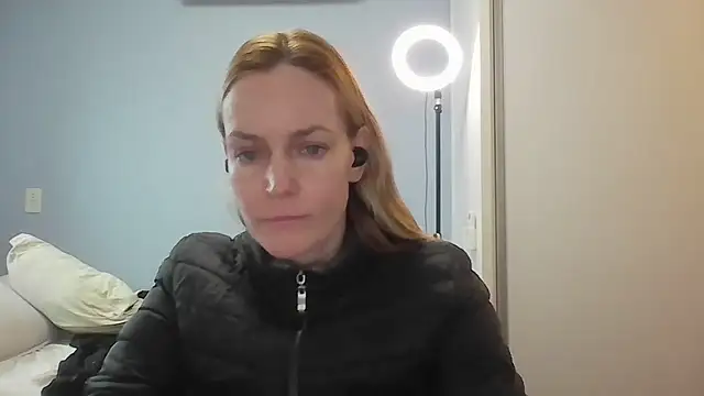 Annylove1 online show from May 21, 2026, 10:45 am