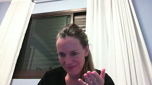 Annylove1 online show from September 20, 2025, 12:15 am