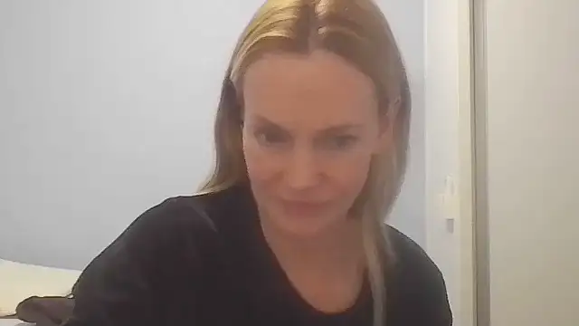 Annylove1 online show from July 8, 2026, 12:24 am