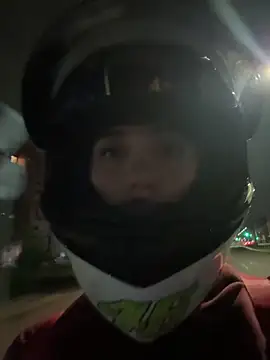 Hannahoff online show from November 14, 2025, 4:16 am