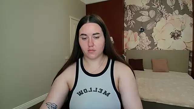 Snapshot of Roxie_Bradley chatting on July 24, 2026, 5:36 am Roxie Bradley online show from July 24, 2026, 5:36 am