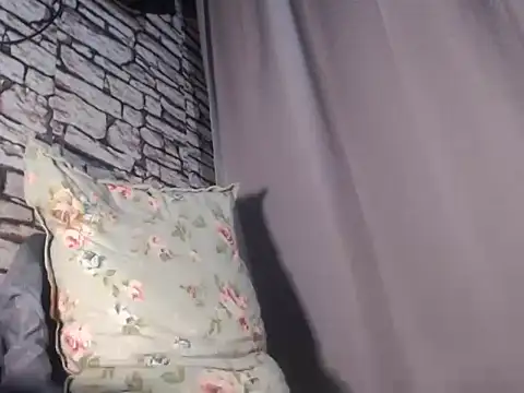 Snapshot of xlovercum chatting on February 6, 2026, 6:42 am xlovercum online show from February 6, 2026, 6:42 am