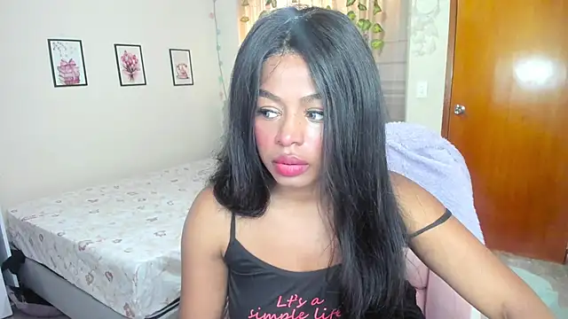 charlott7 online show from October 13, 2025, 1:34 pm