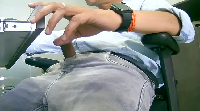 kavipanty online show from March 20, 2025, 7:03 am