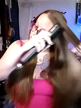 Snapshot of edgexchaos chatting on February 18, 2026, 5:05 am edgexchaos online show from February 18, 2026, 5:05 am