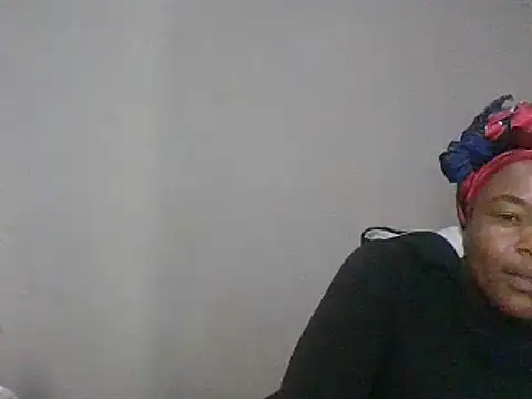 Snapshot of BeejayLoverxx chatting on March 17, 2025, 7:02 am BeejayLoverxx online show from March 17, 2025, 7:02 am