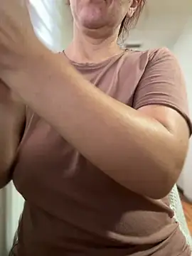 sweetmystery1 online show from October 11, 2025, 1:56 pm