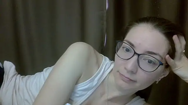 Ashleyspice online show from March 26, 2026, 5:28 am