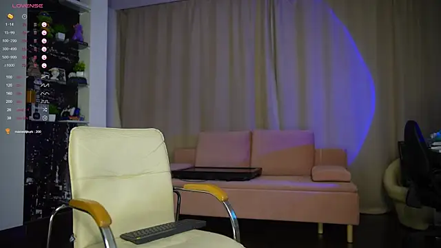 Snapshot of Demianblake chatting on February 13, 2025, 3:45 pm Demianblake online show from February 13, 2025, 3:45 pm