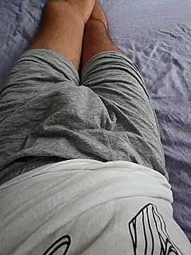 mailon02 online show from October 12, 2025, 8:16 am