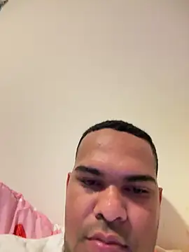 marhi32 online show from October 7, 2025, 7:26 pm