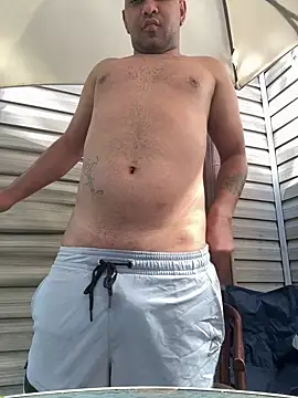 marhi32 online show from October 9, 2025, 4:29 pm