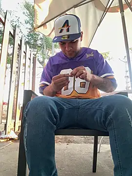 marhi32 online show from February 18, 2026, 11:34 pm