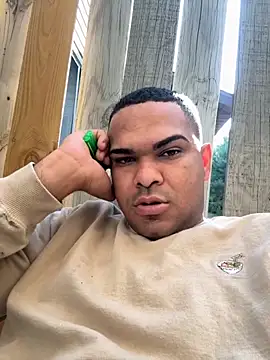 marhi32 online show from September 11, 2025, 2:17 pm