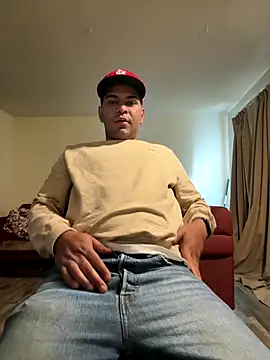 marhi32 online show from November 22, 2025, 8:40 pm