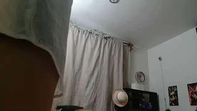 Pinkye skarlet online show from November 30, 2025, 12:00 am