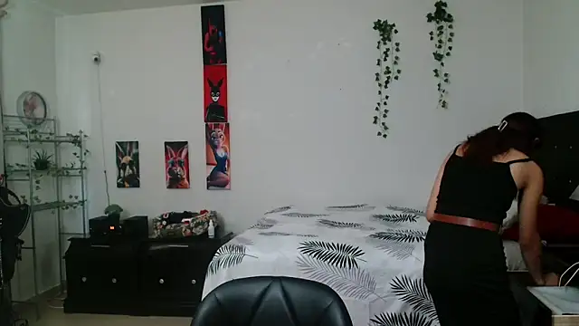 Pinkye skarlet online show from September 24, 2025, 5:19 pm