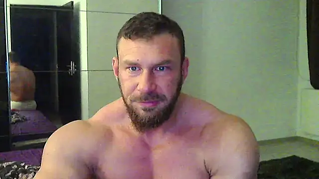 muscularkevin online show from March 28, 2026, 4:35 am