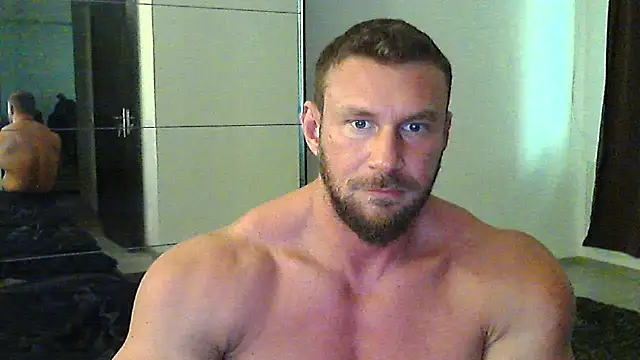 Snapshot of muscularkevin chatting on October 25, 2025, 1:23 pm muscularkevin online show from October 25, 2025, 1:23 pm