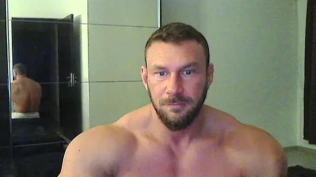 Snapshot of muscularkevin chatting on October 21, 2025, 3:28 am muscularkevin online show from October 21, 2025, 3:28 am