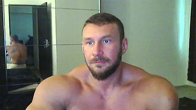 Snapshot of muscularkevin chatting on September 9, 2025, 1:20 pm muscularkevin online show from September 9, 2025, 1:20 pm