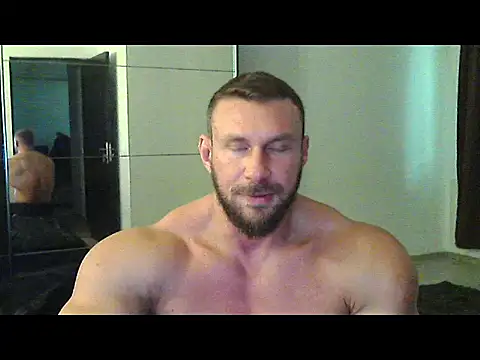 Snapshot of muscularkevin chatting on October 14, 2025, 1:01 pm muscularkevin online show from October 14, 2025, 1:01 pm
