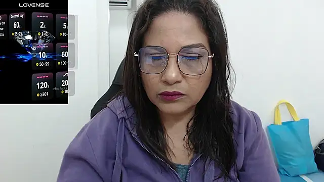 Katha Marck online show from October 9, 2025, 12:38 pm