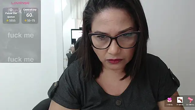 Katha Marck online show from February 3, 2026, 12:43 pm