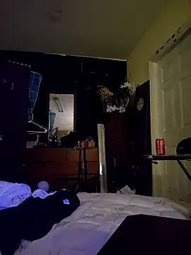 Hotredheadandtoungelasher online show from April 23, 2026, 3:02 am