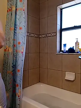 Snapshot of Hotredheadandtoungelasher chatting on February 23, 2025, 4:24 pm Hotredheadandtoungelasher online show from February 23, 2025, 4:24 pm