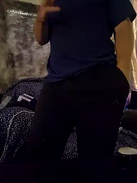 Snapshot of Hotredheadandtoungelasher chatting on February 4, 2025, 7:44 pm Hotredheadandtoungelasher online show from February 4, 2025, 7:44 pm