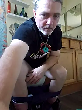 Snapshot of Hotredheadandtoungelasher chatting on February 15, 2025, 3:50 pm Hotredheadandtoungelasher online show from February 15, 2025, 3:50 pm