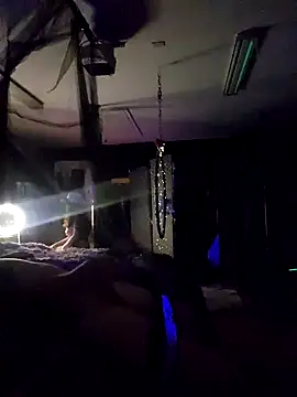 Snapshot of Hotredheadandtoungelasher chatting on January 29, 2025, 10:48 am Hotredheadandtoungelasher online show from January 29, 2025, 10:48 am