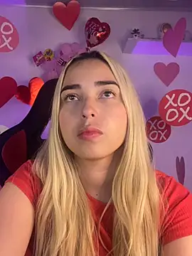 Snapshot of Irisweet_ chatting on February 15, 2025, 11:03 pm Irisweet online show from February 15, 2025, 11:03 pm