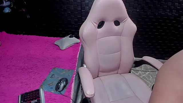 mature sexi40 online show from February 28, 2026, 1:33 pm