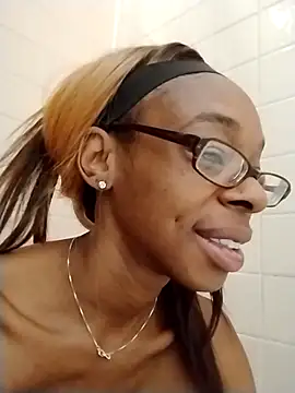 Snapshot of Jasmine_FullsShine chatting on February 25, 2026, 4:07 pm Jasmine FullsShine online show from February 25, 2026, 4:07 pm