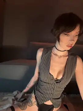 Snapshot of Bastet chatting on February 9, 2025, 9:28 pm Bastet online show from February 9, 2025, 9:28 pm